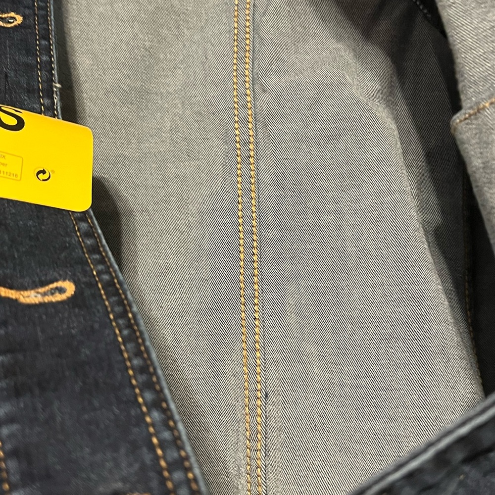 WELL WORN DK BLUE STRETCH COMFORT DENIM JACKET - Picture 9 of 9